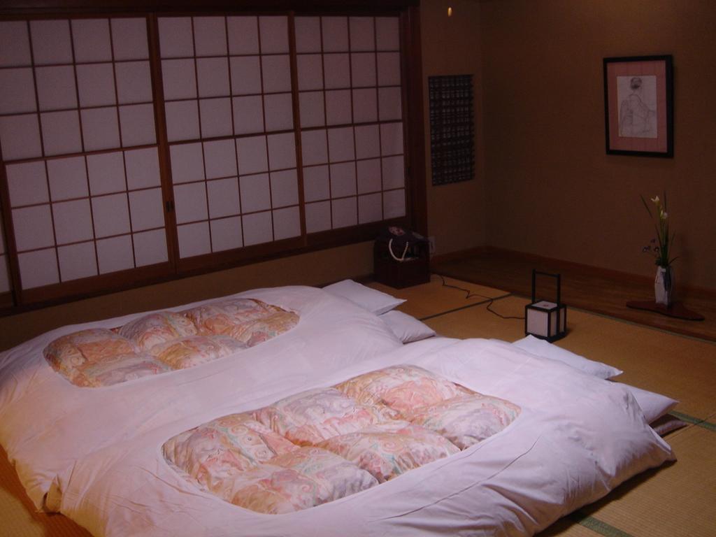 Hotel Kamata Yugawara Zimmer foto